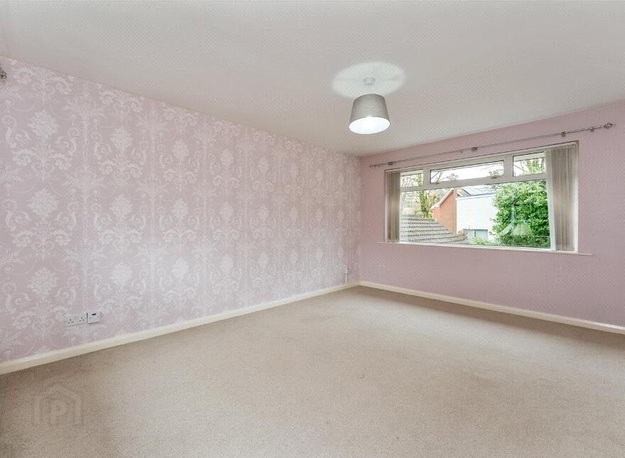 39 Mount Eden Park, Belfast, BT9 6RB