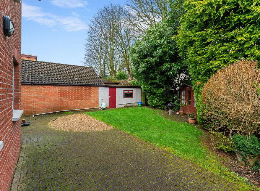 39 Mount Eden Park, Belfast, BT9 6RB