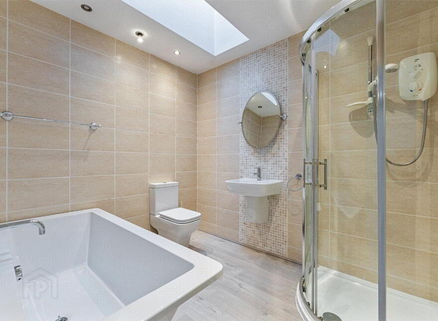 39 Mount Eden Park, Belfast, BT9 6RB