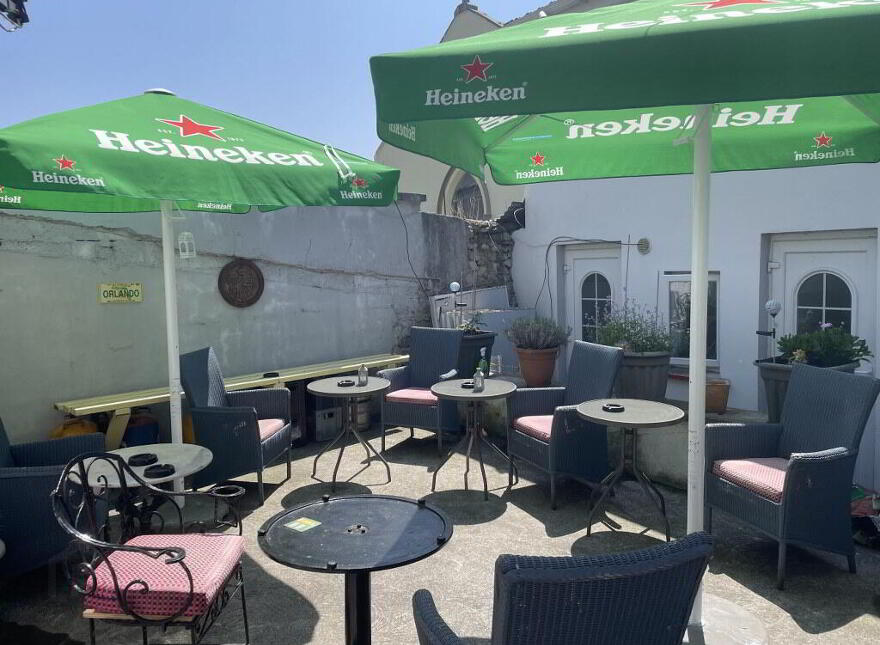 The Toby Jug, Main Street, Cappoquin, P51TYY5