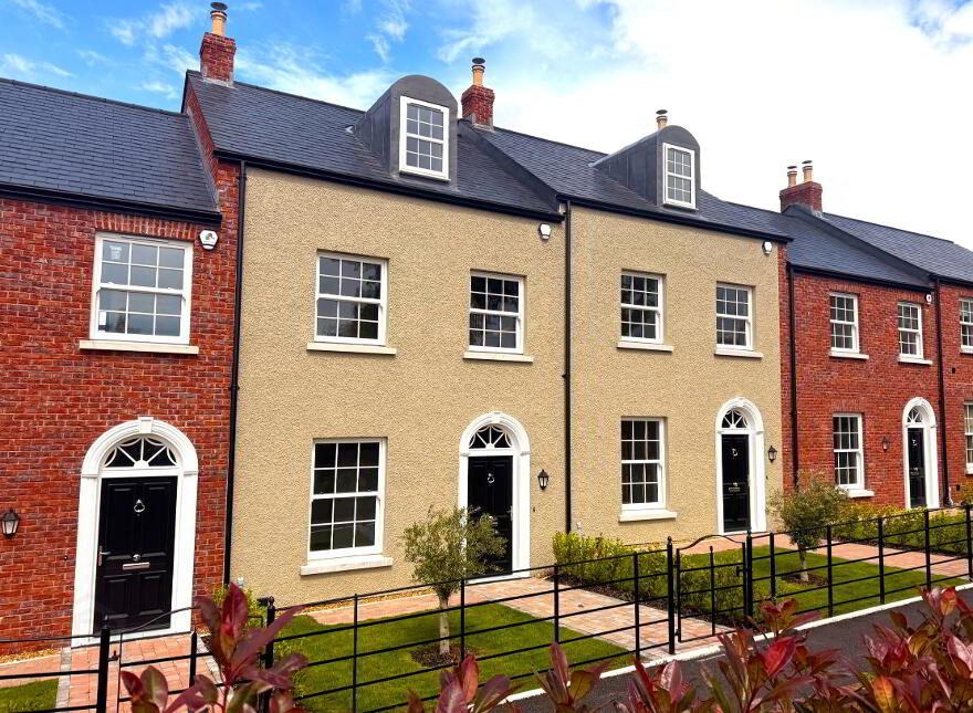 Ludlow, Governors Gate Demesne, Ballynahinch Road, Hillsborough, BT26 6FE