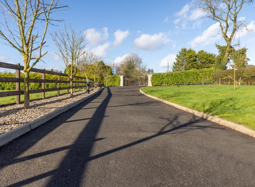 12 Aghacully Road, Broughshane, Ballymena, BT43 7JS