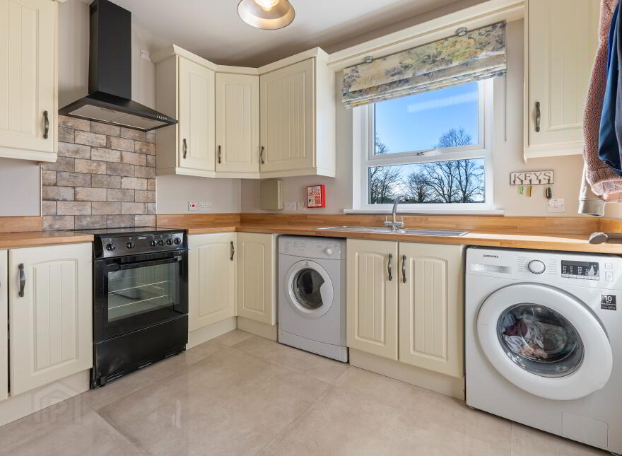 12 Aghacully Road, Broughshane, Ballymena, BT43 7JS
