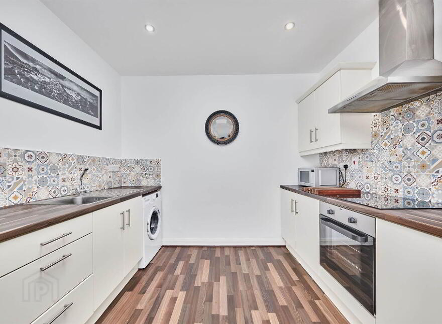 Apartment 2 27 Eglinton Street, Portrush, BT56 8DX