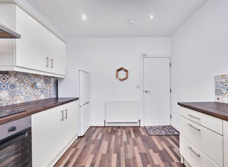 Apartment 2 27 Eglinton Street, Portrush, BT56 8DX