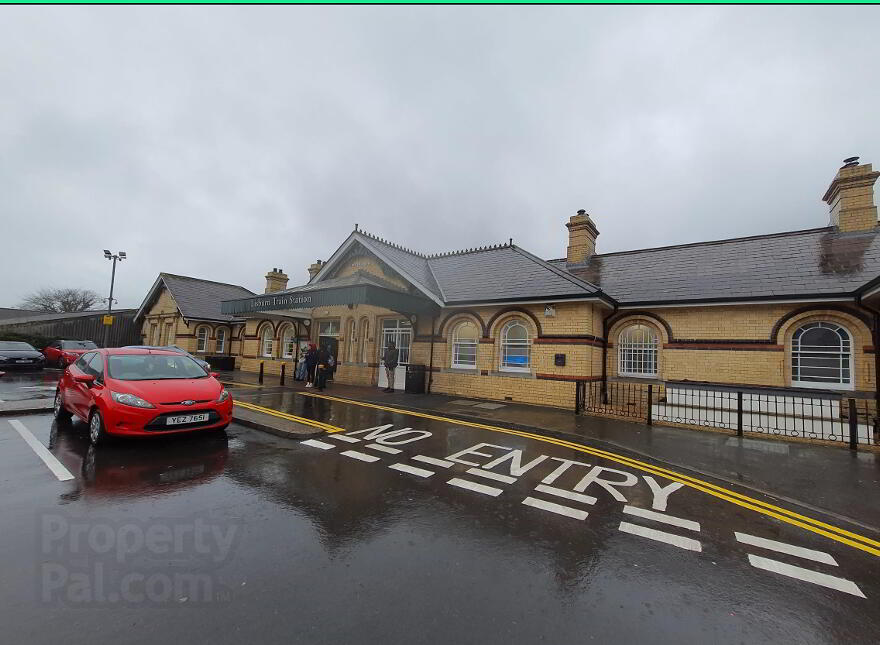 Lisburn Railway Station, Bachelor's Walk, Lisburn, BT28 1XJ photo