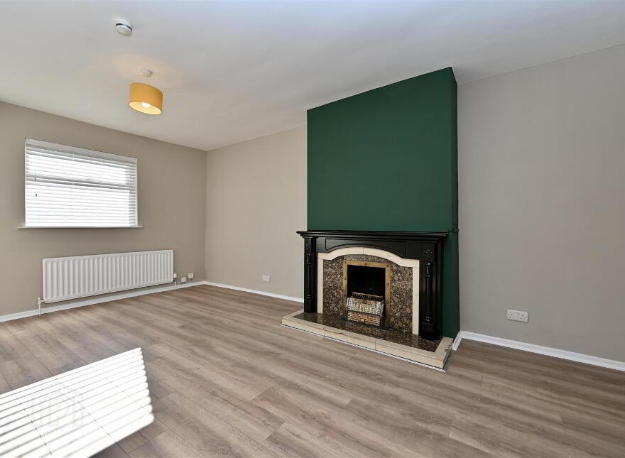 11 Nevins Row, Lisburn, BT27 5TF