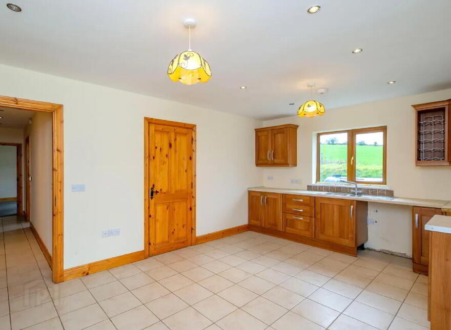 House On Approx 18 Acres, Moanlahan, Kildinan, T56HY90
