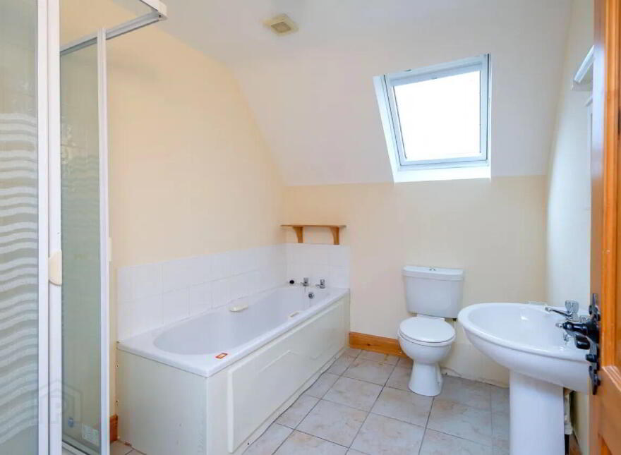 House On Approx 18 Acres, Moanlahan, Kildinan, T56HY90