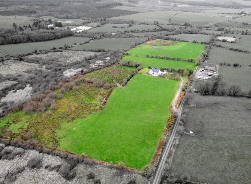 House On Approx 18 Acres, Moanlahan, Kildinan, T56HY90