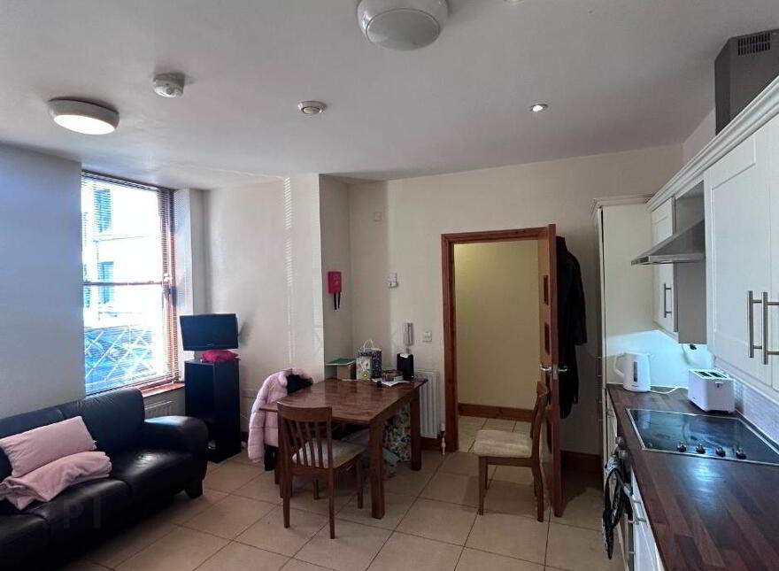 Unit 1, 81 FITZROY AVENUE, Belfast, BT7 1HX