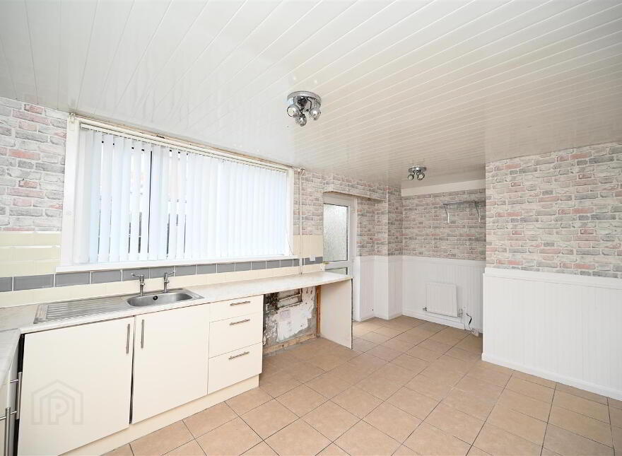 91 Knockleigh Drive, Carrickfergus, Greenisland, BT38 8UY