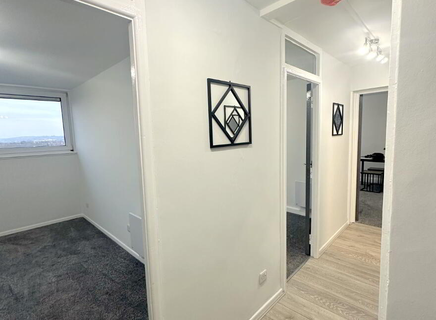13B Moylena House, Benmore Drive, Belfast, BT10 0EG