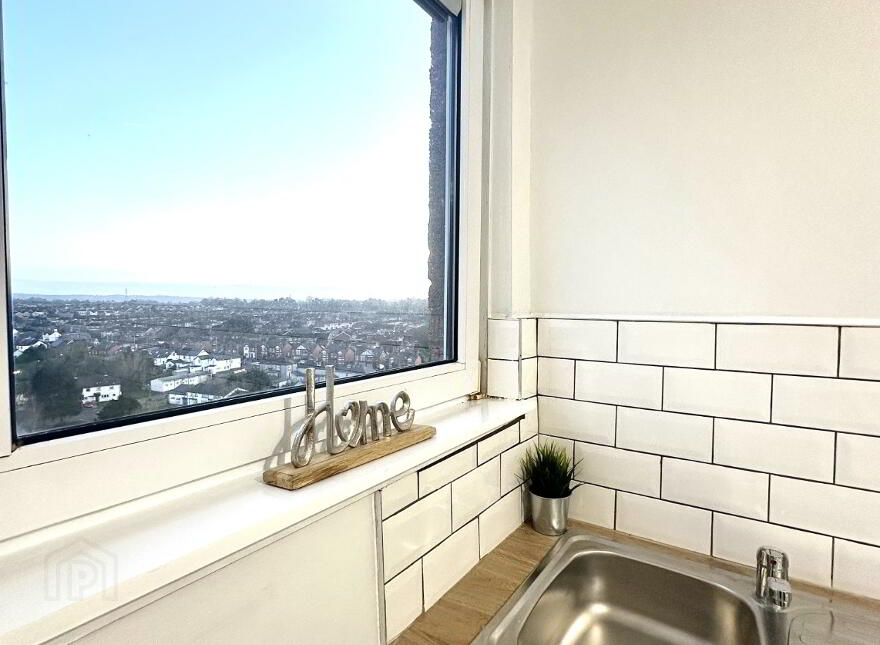 13B Moylena House, Benmore Drive, Belfast, BT10 0EG