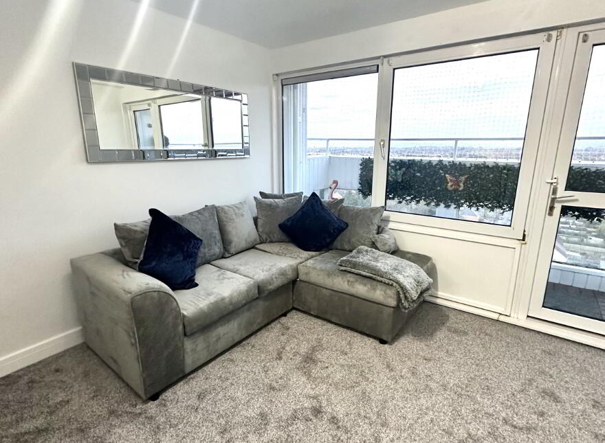 13B Moylena House, Benmore Drive, Belfast, BT10 0EG