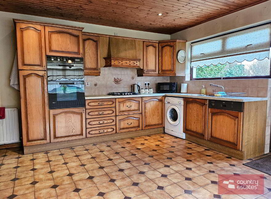 657 Doagh Road, Newtownabbey, BT36 4TP