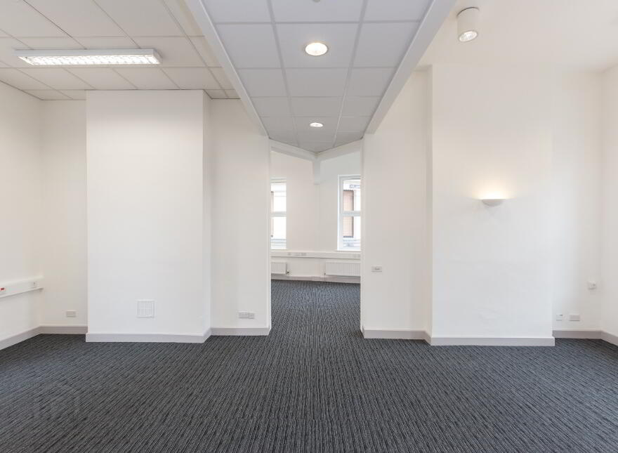 133 Royal Avenue, Belfast, BT1 1FG