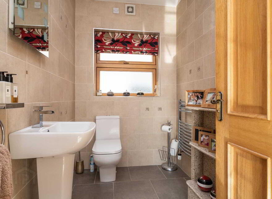 Loch View, Ballyargus, Redcastle, F93F4E7