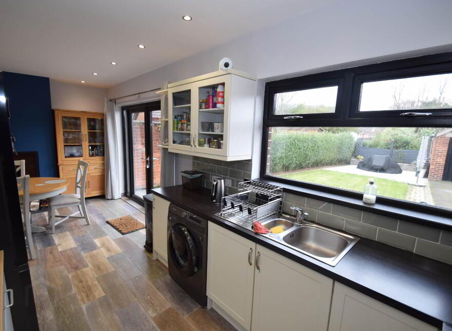 18 Dunlambert Drive, Fortwilliam Park, Belfast, BT15 3NF photo