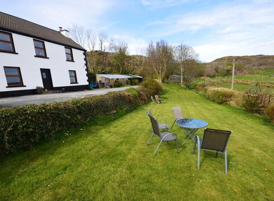 Mullavea, Rosbeg, Portnoo, F94W8FX