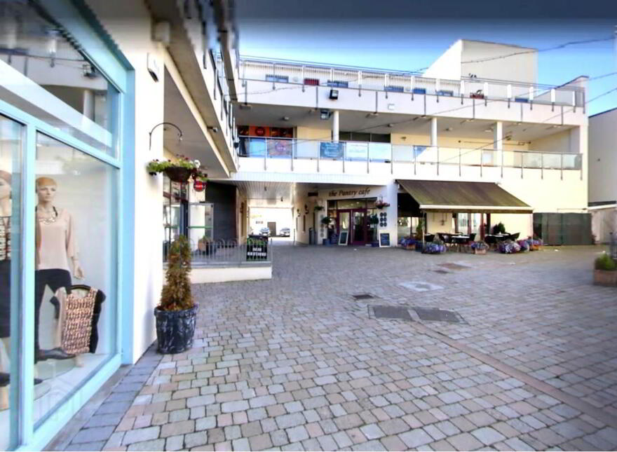 Aneva Boutique, Quintins Way, Nenagh, E45X288