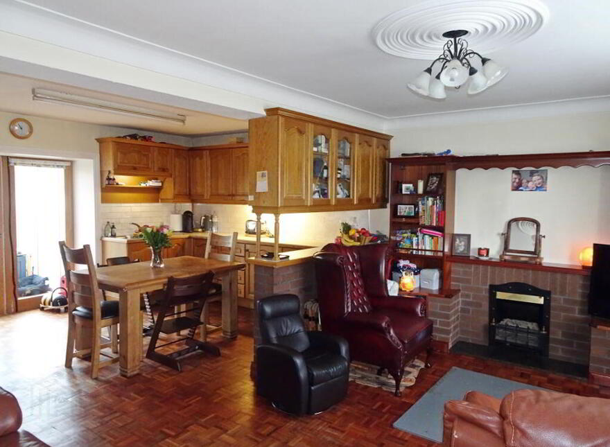 Traynors, 73 Main Street, Maguiresbridge, BT94 4RZ
