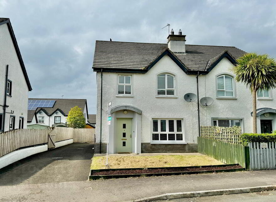 9 Knockbracken Way, Coleraine, BT52 1XL photo