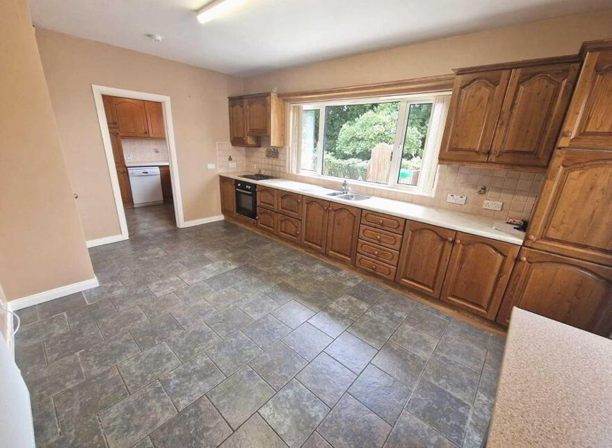 9 Cherryhill, Lisnaskea, Enniskillen, BT92 0LE