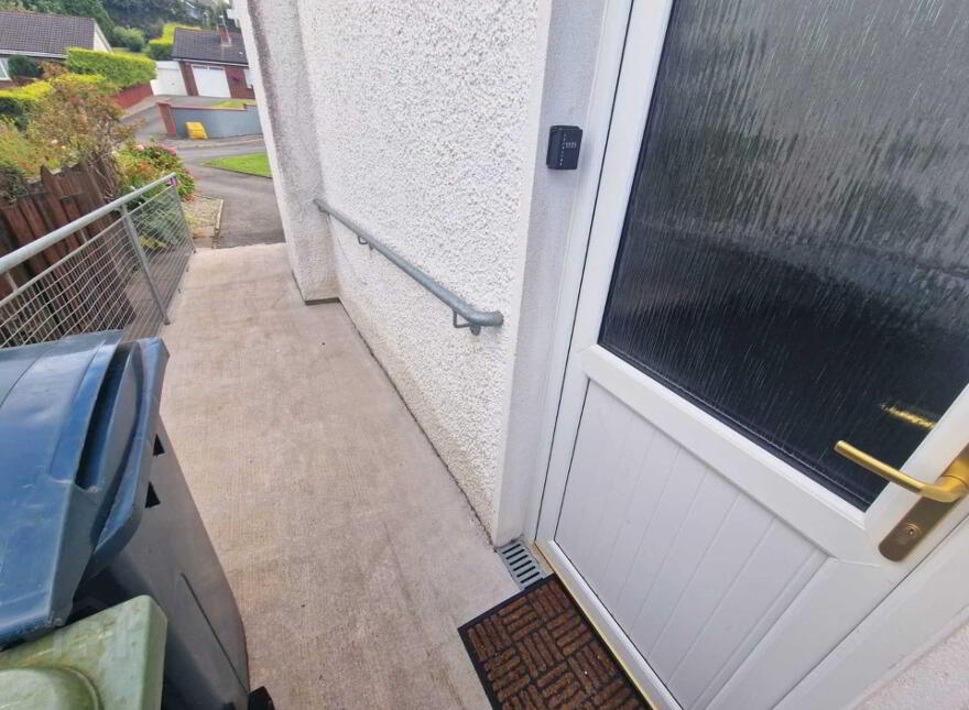 9 Cherryhill, Lisnaskea, Enniskillen, BT92 0LE