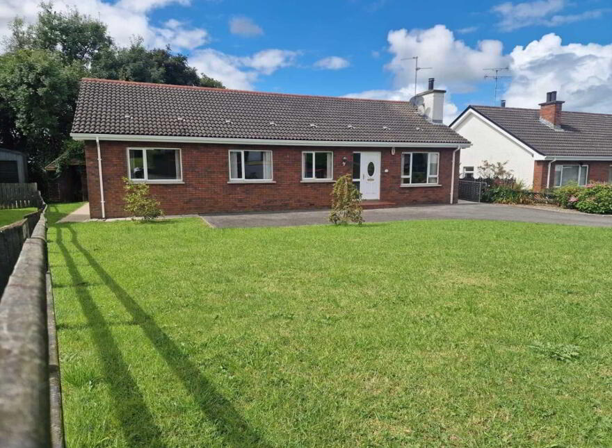 9 Cherryhill, Lisnaskea, Enniskillen, BT92 0LE
