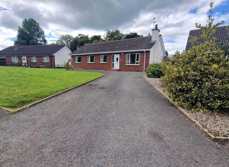 9 Cherryhill, Lisnaskea, Enniskillen, BT92 0LE
