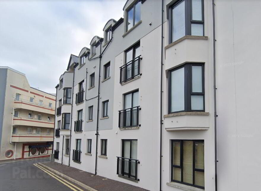 Apartment 14 HOLIDAY The Counties, Portrush, BT56 8QA photo