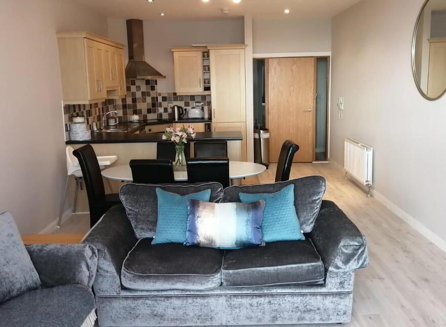 Apartment 1 HOLIDAY Whiterocks, Portrush, BT56 8BT