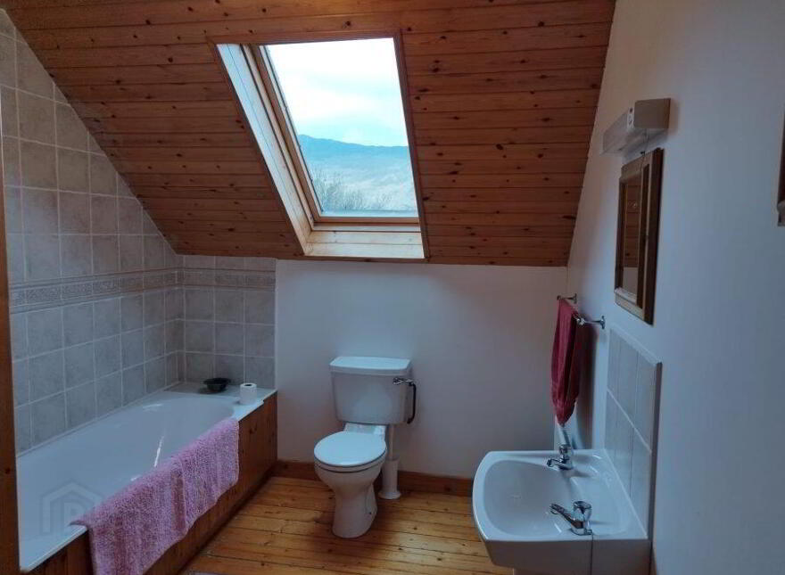 Strathloe, Glenanane, Near Leenane, H91E9X7