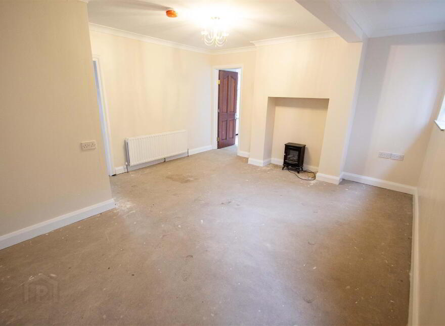 House And Apartment With Yard & Outbuildings, 78 Upper Dunmurry Lane, Belfast, BT17 0PS
