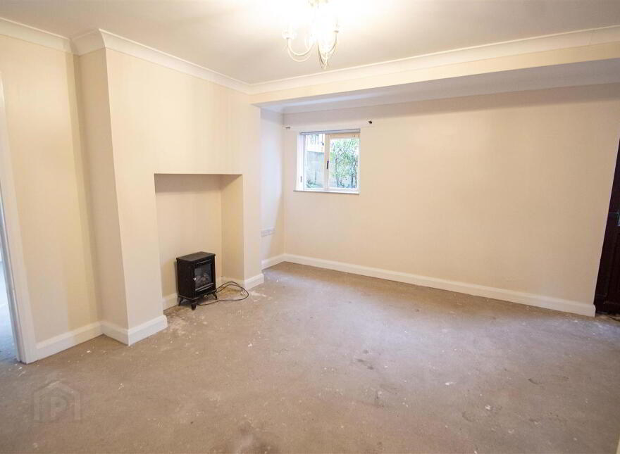 House And Apartment With Yard & Outbuildings, 78 Upper Dunmurry Lane, Belfast, BT17 0PS