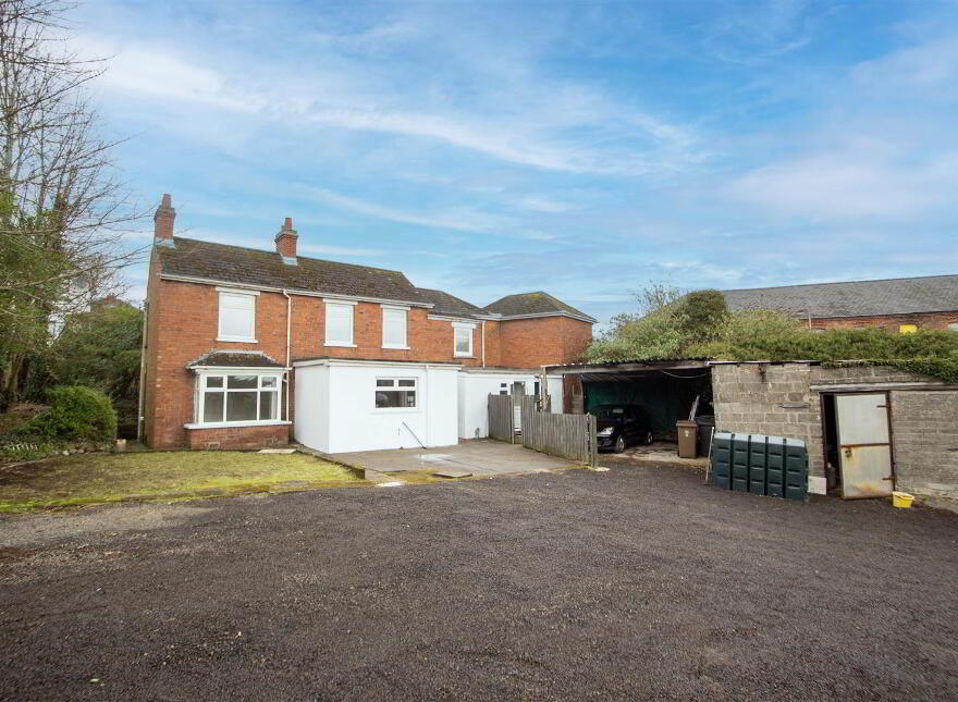 House And Apartment With Yard & Outbuildings, 78 Upper Dunmurry Lane, Belfast, BT17 0PS