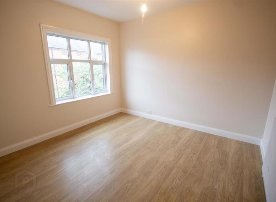 House And Apartment With Yard & Outbuildings, 78 Upper Dunmurry Lane, Belfast, BT17 0PS