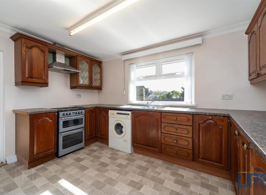 Detached House With Annex, 78 Upper Dunmurry Lane, Dunmurry, Belfast, BT17 0PS