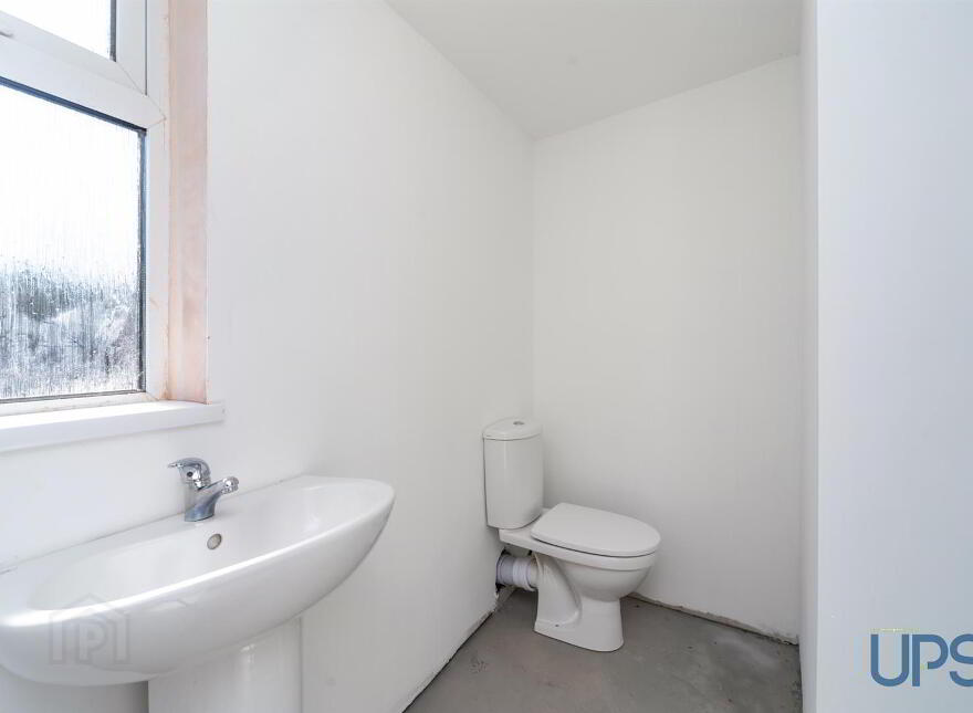 Detached House With Annex, 78 Upper Dunmurry Lane, Dunmurry, Belfast, BT17 0PS