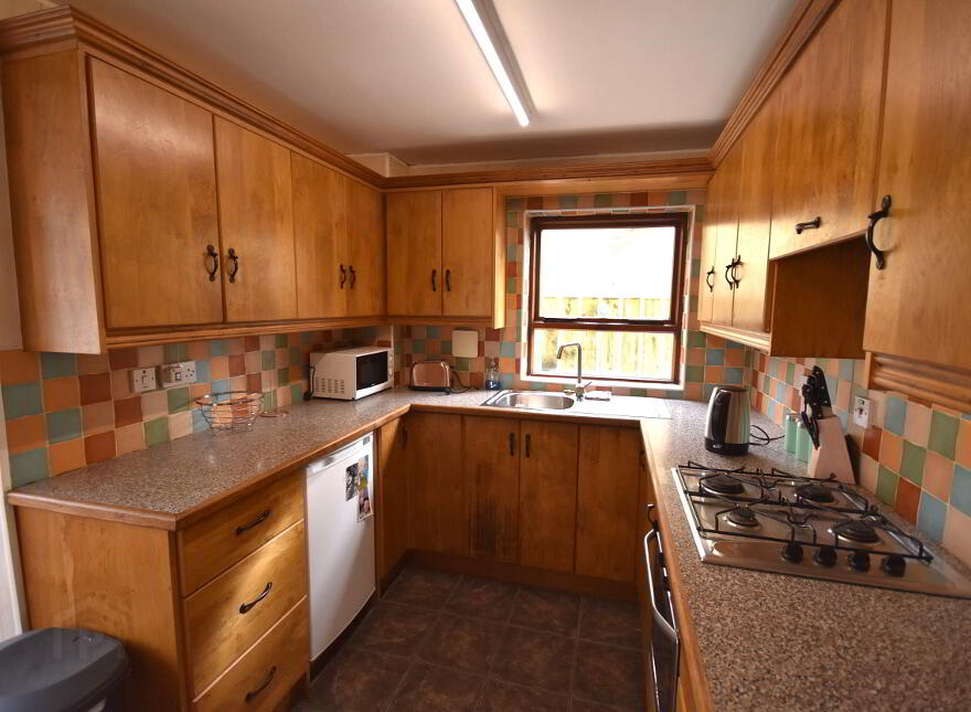 2 Main Street, Carrigans, F93Y19D