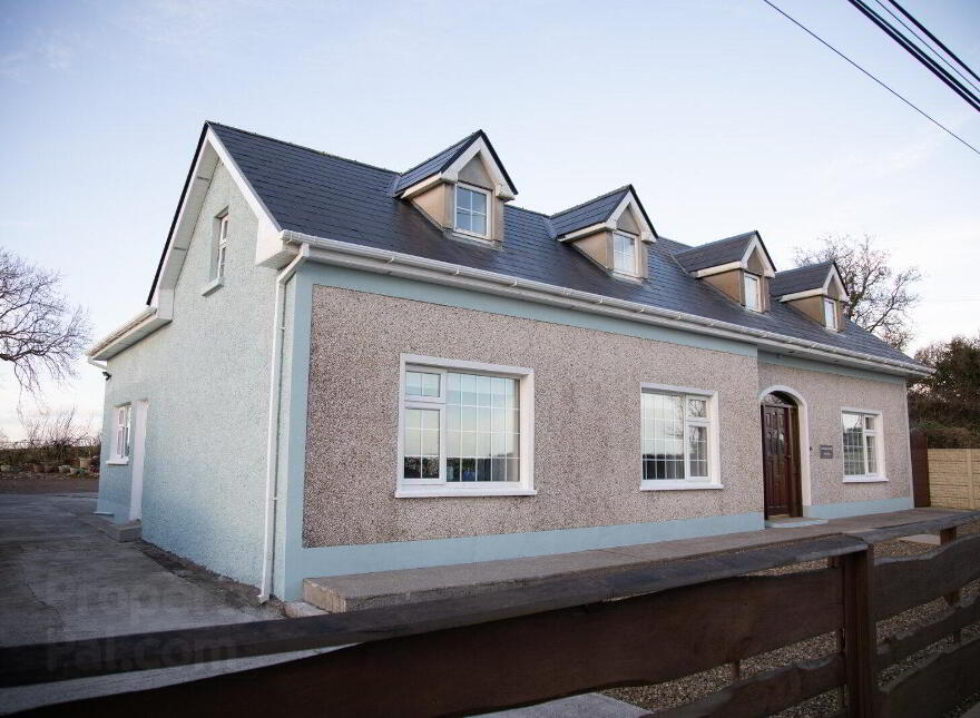 Bothar Ard House, Knockaderry, V42W293 photo