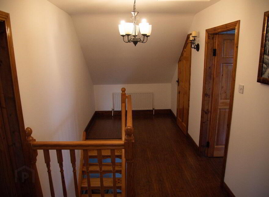 Bothar Ard House, Knockaderry, V42W293