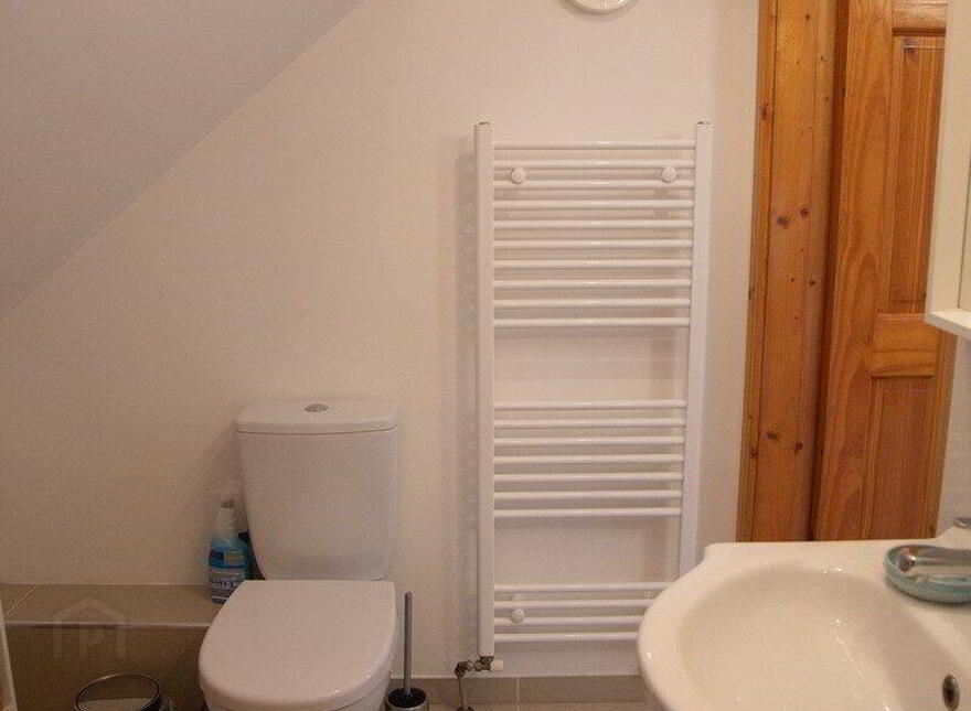 Bothar Ard House, Knockaderry, V42W293