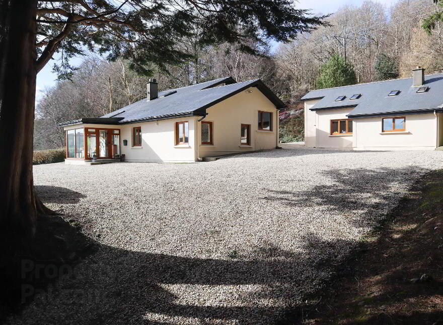 Teach Thall (plus Detached 2nd Building), Tomriland, County, Roundwood, A98N727 photo