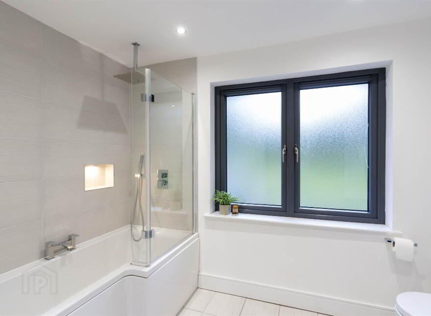 1 Culloden Wood, 170 Bangor Road, Cultra, Holywood, BT18 0EY