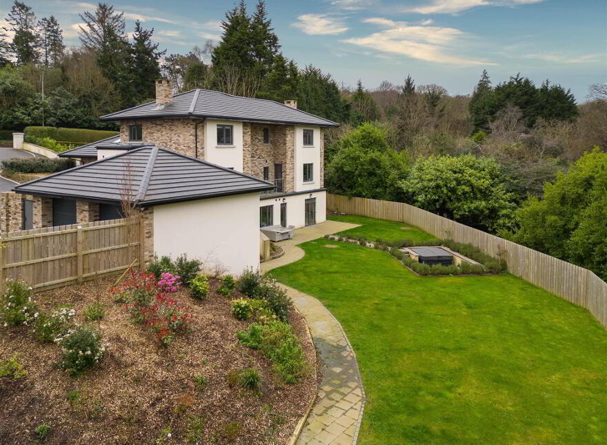 1 Culloden Wood, 170 Bangor Road, Cultra, Holywood, BT18 0EY