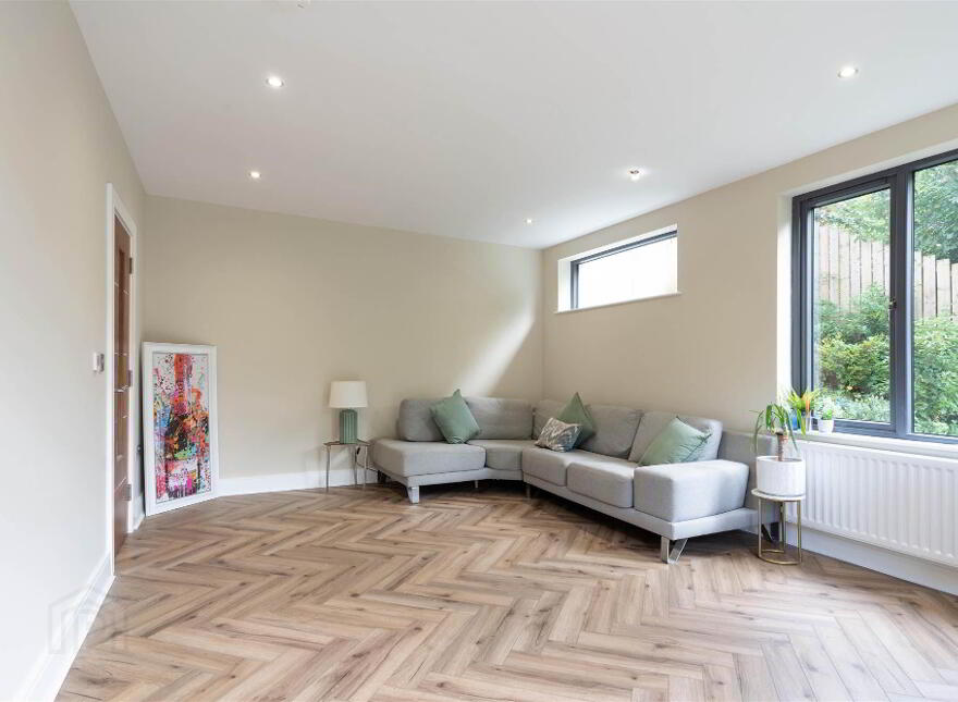 1 Culloden Wood, 170 Bangor Road, Cultra, Holywood, BT18 0EY