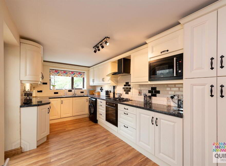 8 Castle Street, Killough, BT30 7QQ