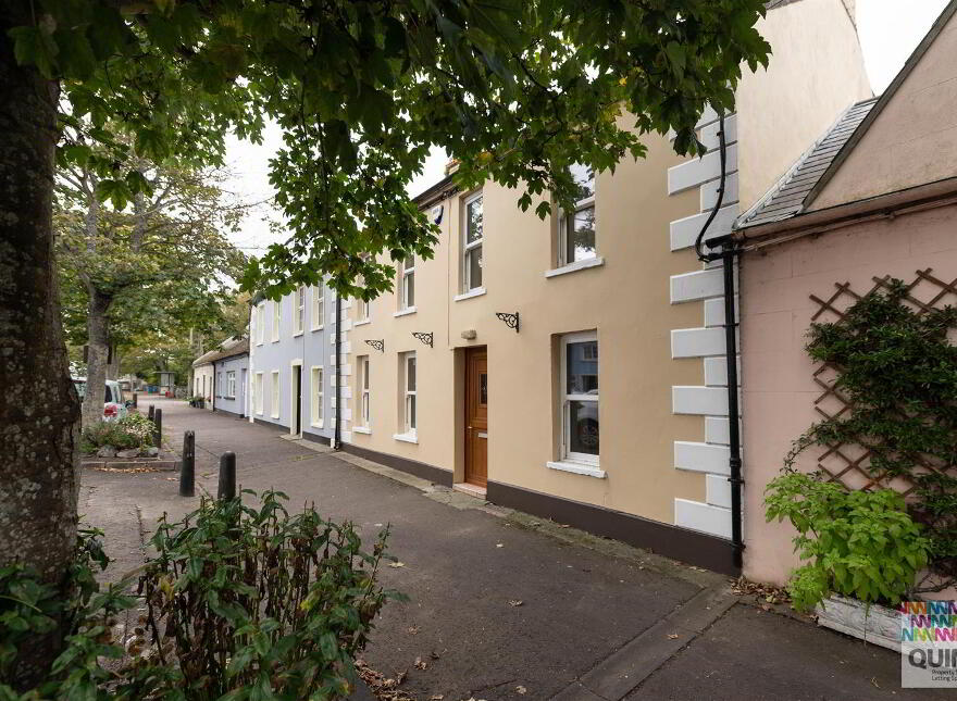 8 Castle Street, Killough, BT30 7QQ